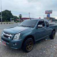 Isuzu​ Dmax​ Space​ cab​ 2.5