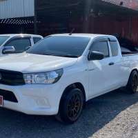 Toyota Hilux Revo Smart cab 2.4 J MT