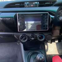 Toyota Hilux Revo Smart cab 2.4 J MT